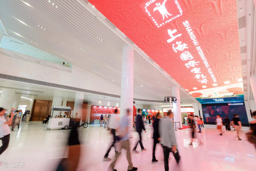 電影節(jié)｜上海無處不電影，影迷熱情點(diǎn)亮“電影之城”