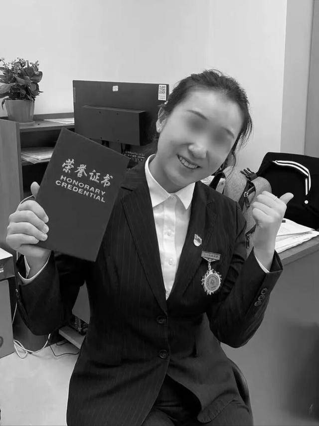 女子被砸中身亡，家屬索賠200多萬，拋磚男已被執(zhí)行死刑