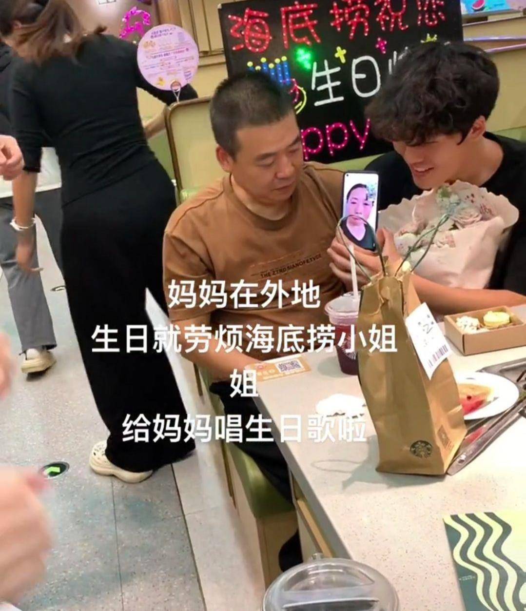 媽媽親手縫的耐克書包火了
